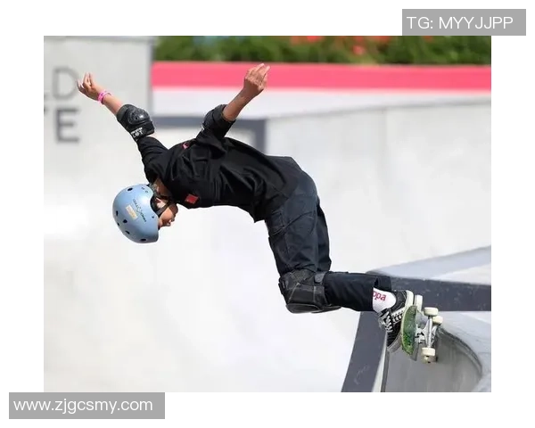 滑板文化的碰撞与融合：深入杭州滑板队的默契配合与团队精神